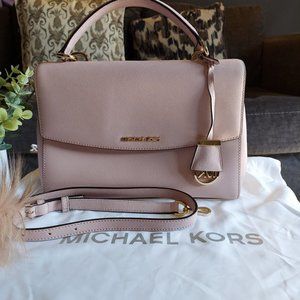 Michael Kors Ava Medium Crossbody bag